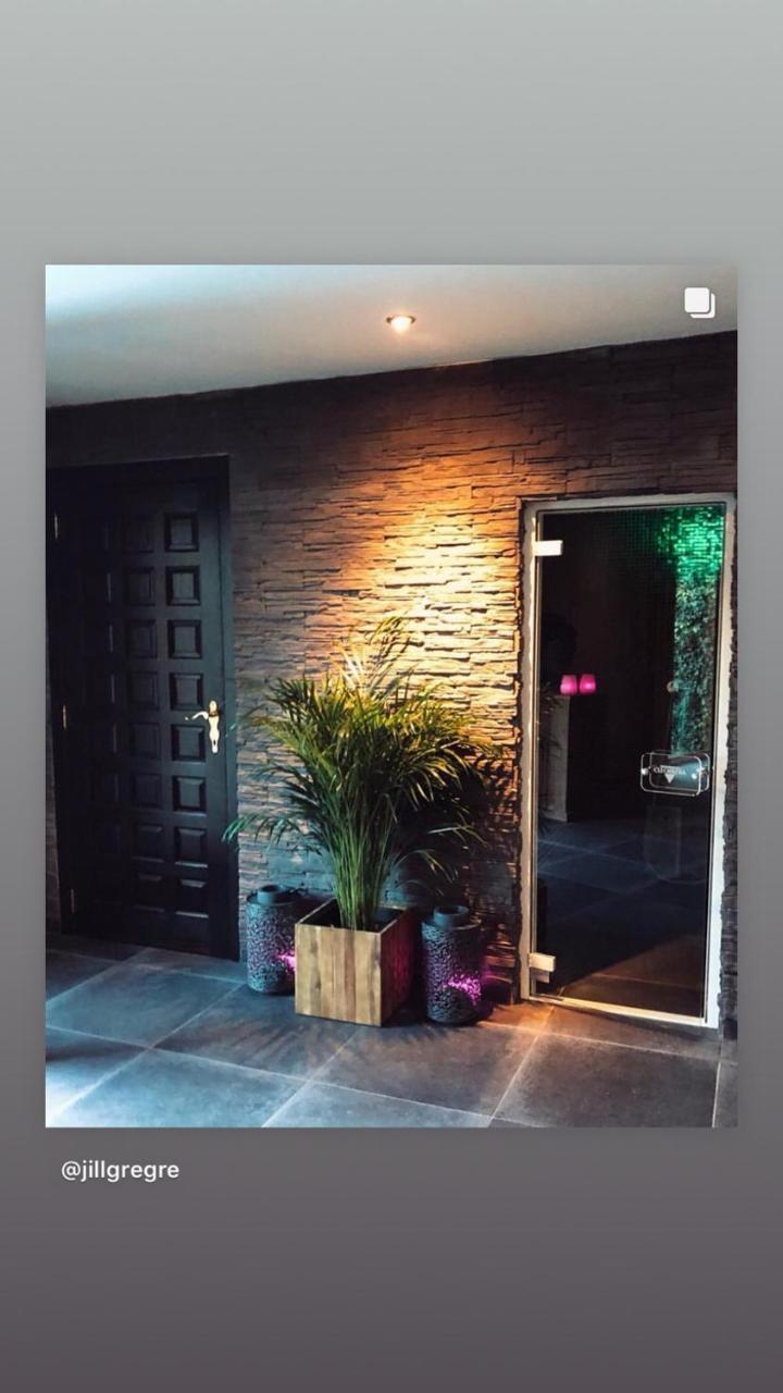 Maison Beau Acomodação com café da manhã Zonhoven Exterior foto